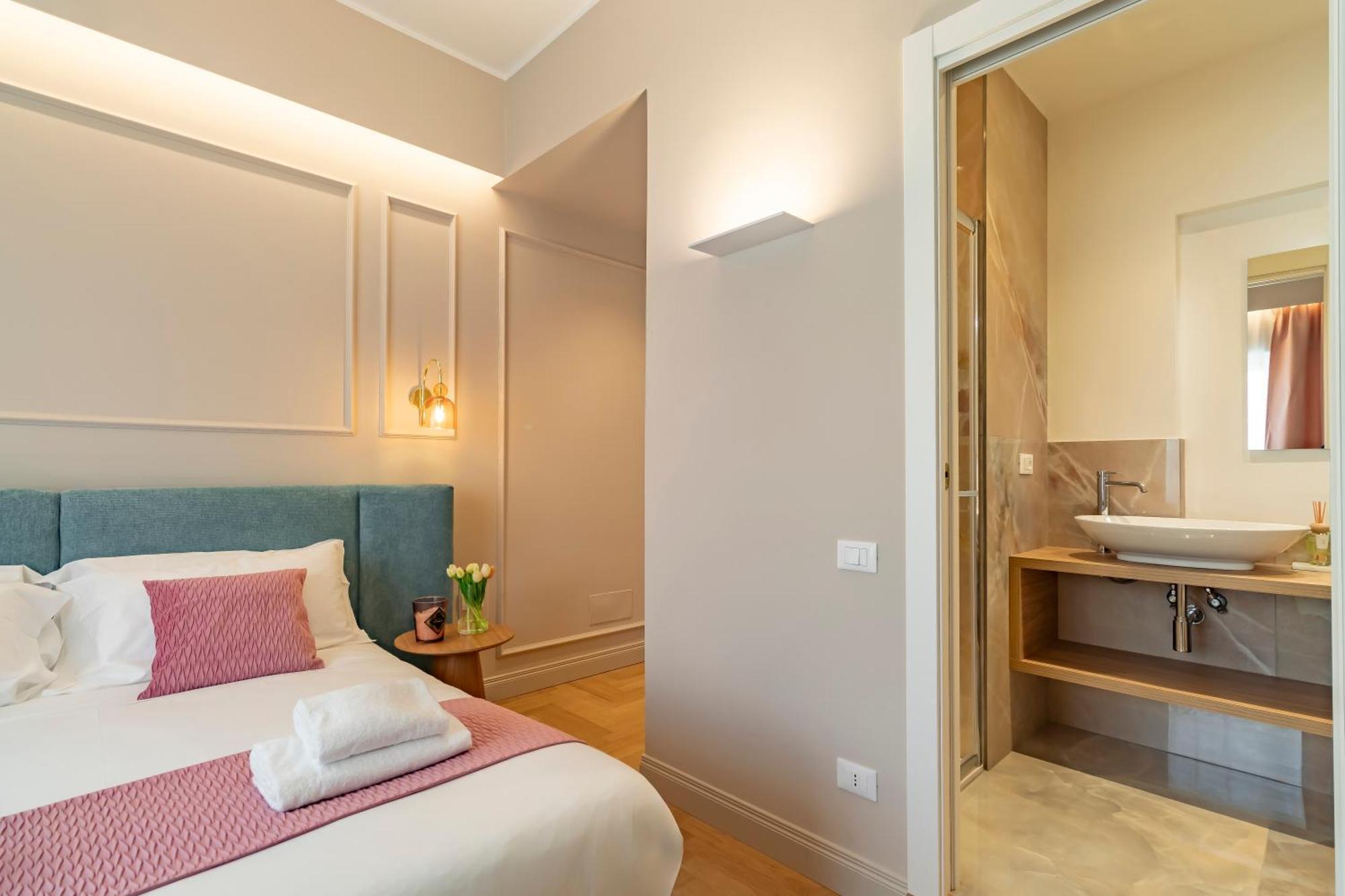 Cipro Vatican Luxury Escape